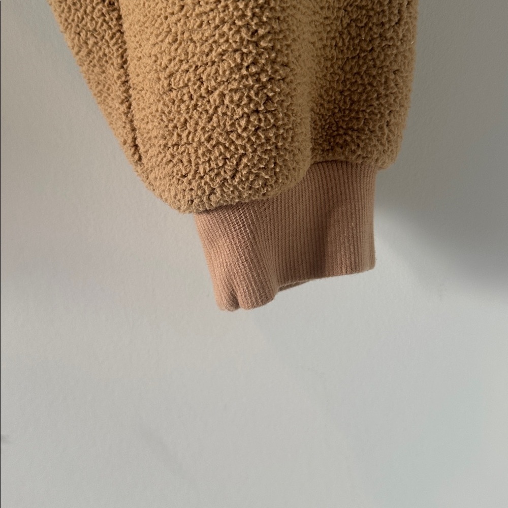 Sunday Best Aritzia Lupa Sweater size small - Picture 6 of 7